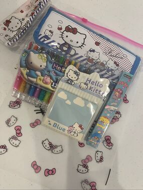 Small Hello Kitty Back To School kit bundle stationery